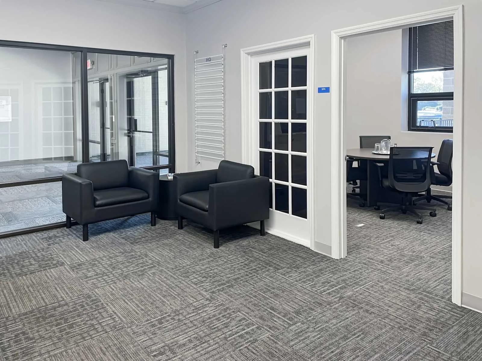 HQ OH, Sharonville - Park 42 Dr, Lounge, Sharonville, OH