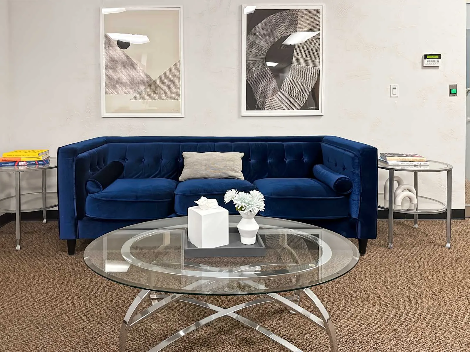 HQ OK, Oklahoma City - NE 5th St, Lounge, Oklahoma City, OK