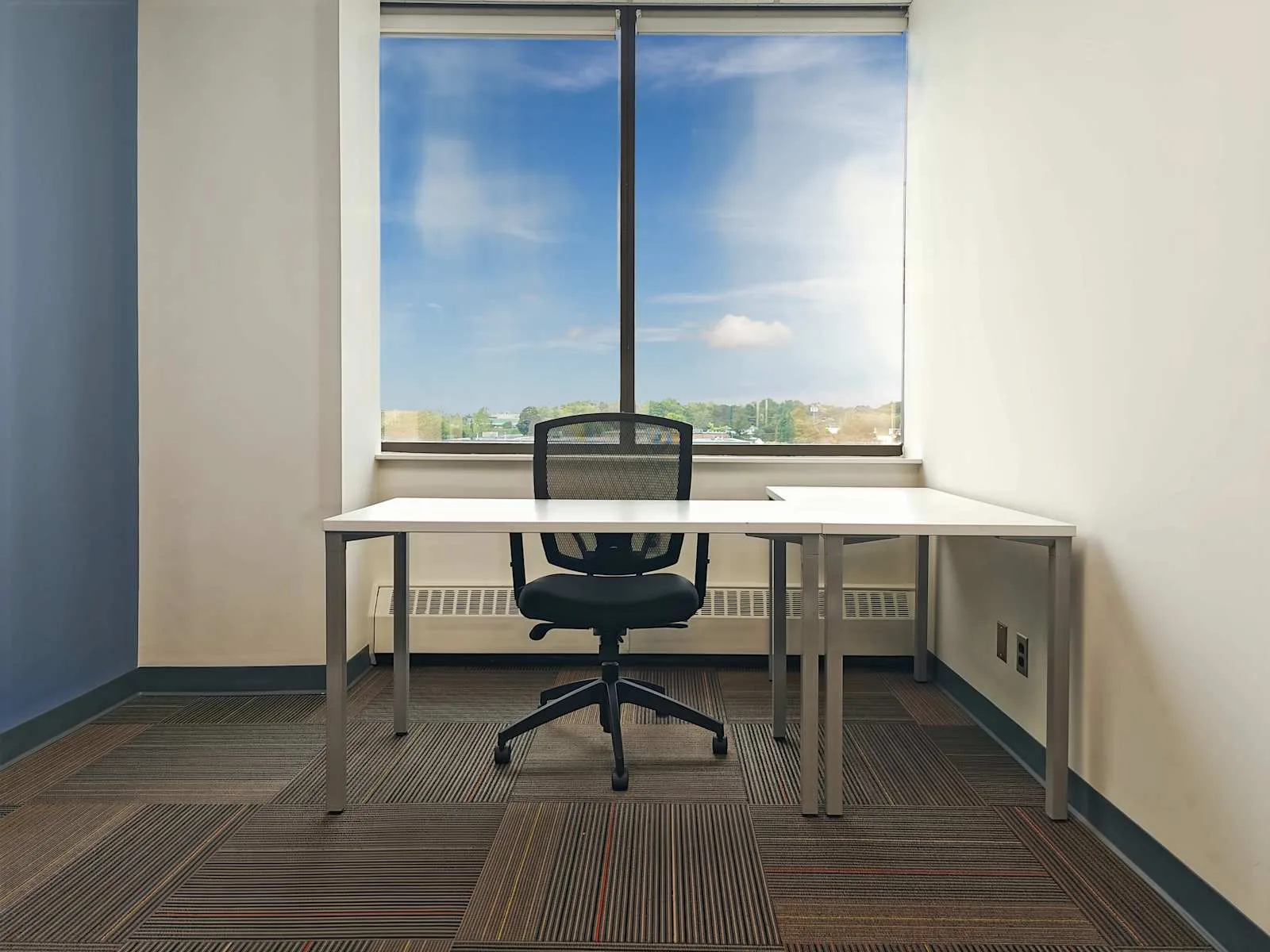 HQ ON, Markham - Woodbine Ave, Private office, 1 desk, Markham, ON