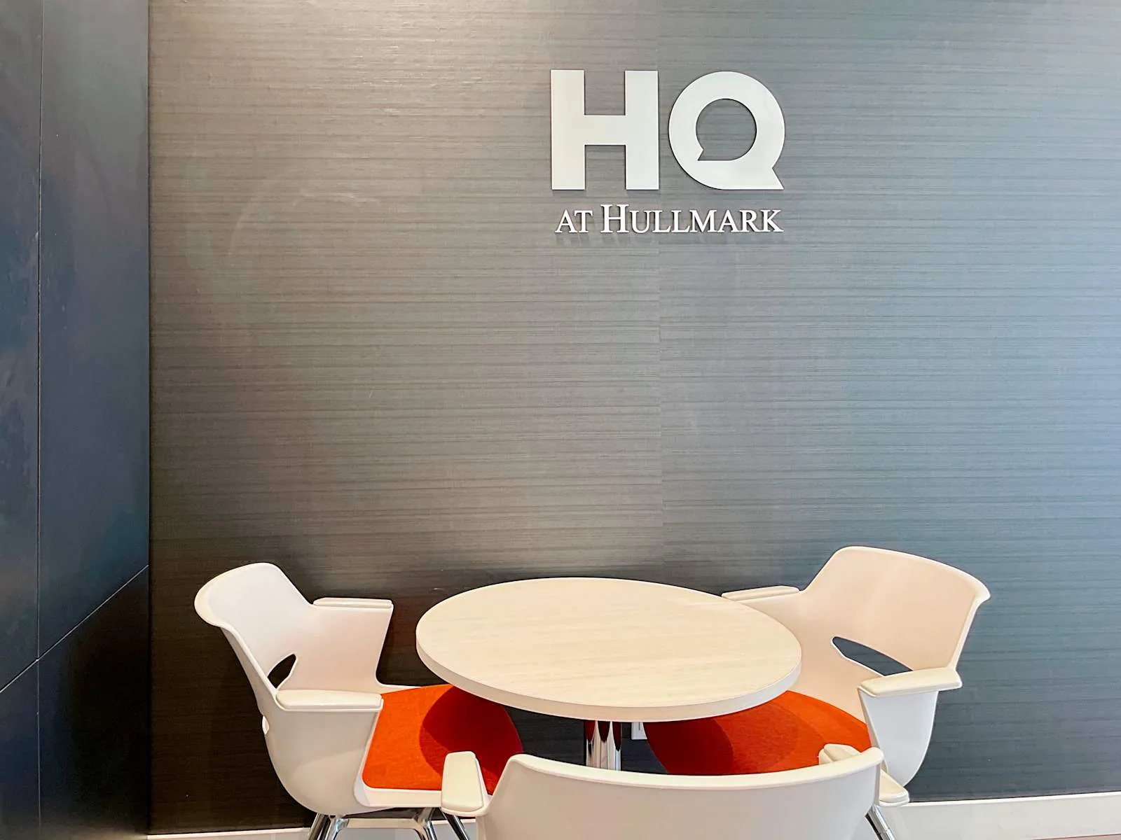 HQ ON, Toronto - Hullmark Center, Meeting room for 3 people, North York, ON