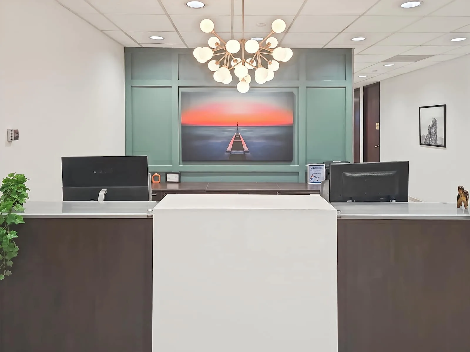 HQ OR, Portland - Lincoln Center (HQ), Reception, Lake Oswego, OR