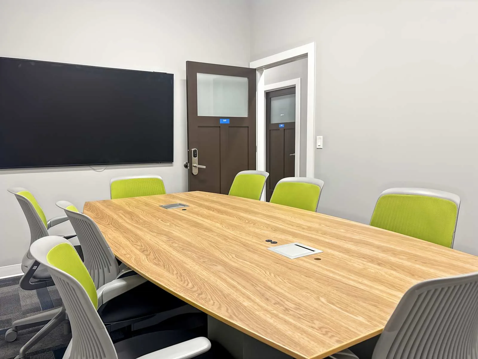 HQ IL, Orland Park - 94th Ave, Meeting room for 7 people, Orland Park, IL