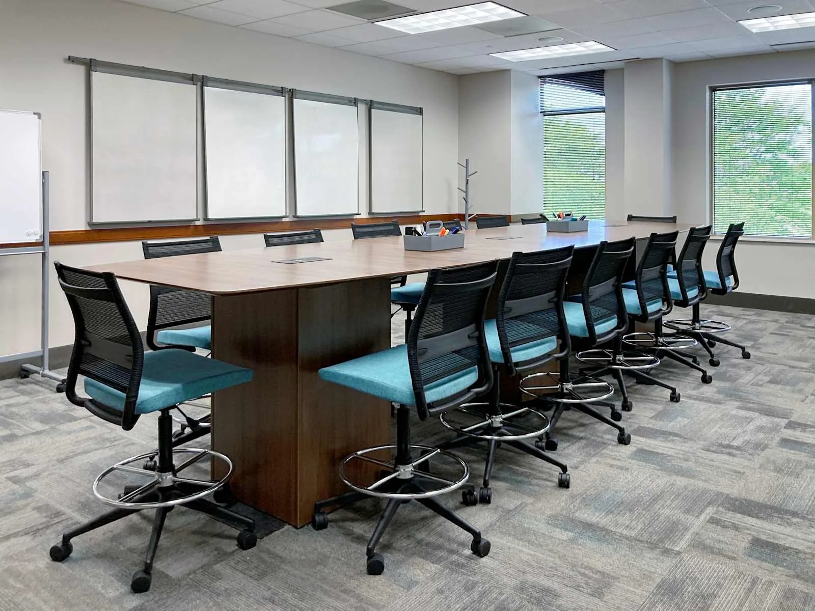 HQ PA, Doylestown - Easton Rd, Meeting room for 14 people, Doylestown, PA