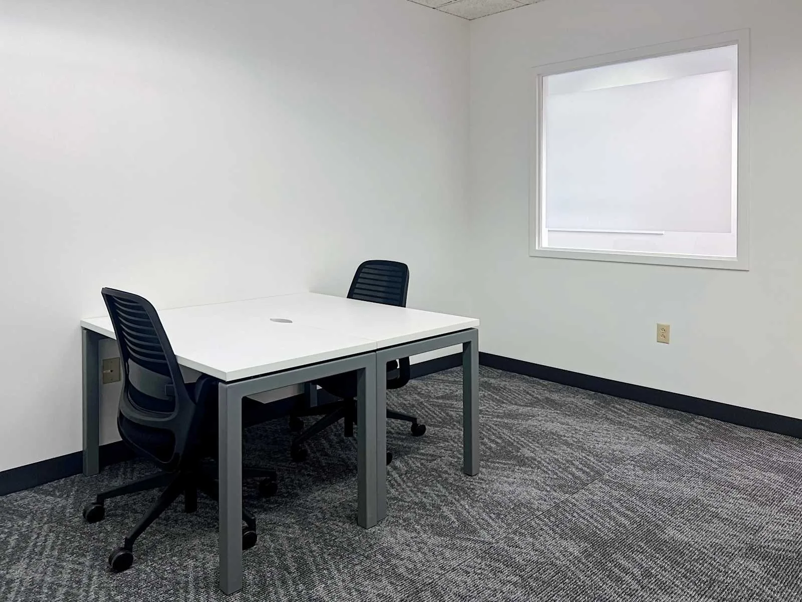 HQ PA, Pittsburgh - Washington Rd, Private office, 2 desks, Pittsburgh, PA