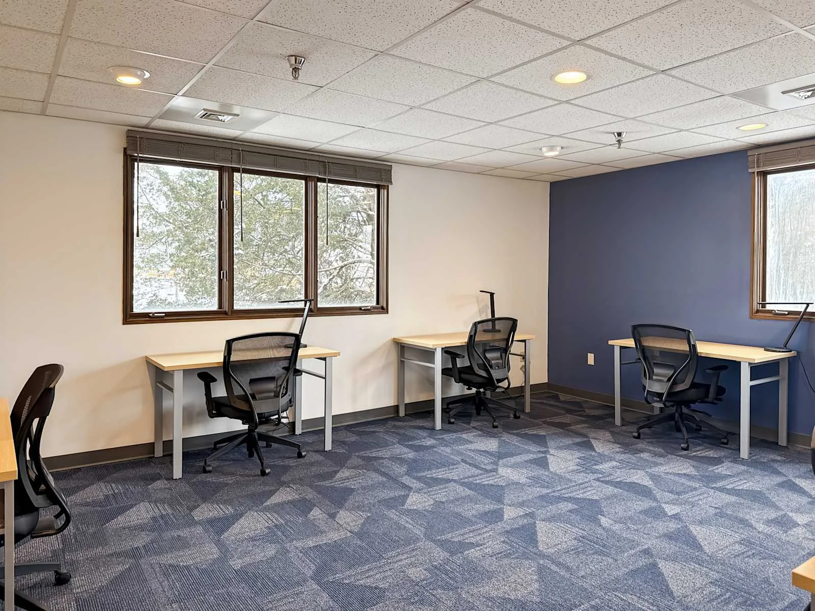 HQ PA, Upper St. Clair - Boyce Plaza, Private office, 4 desks, Bridgeville, PA