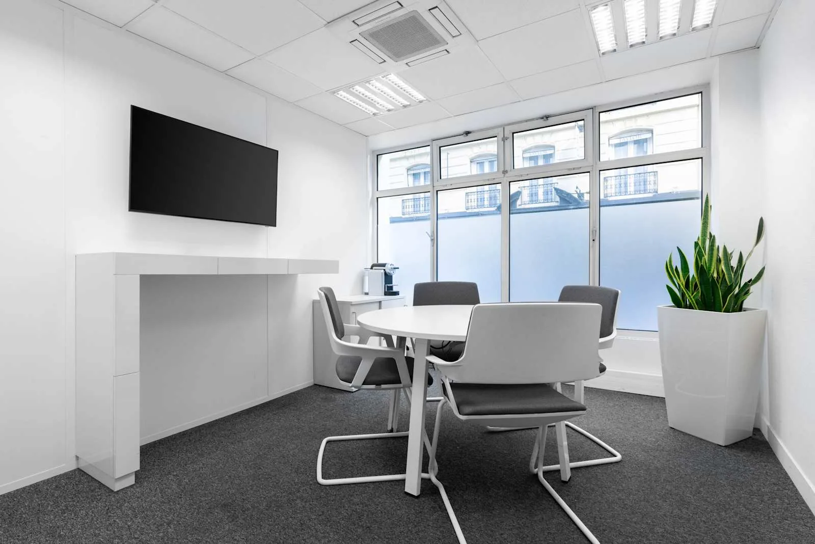 HQ Paris, République, Meeting room for 4 people, Paris