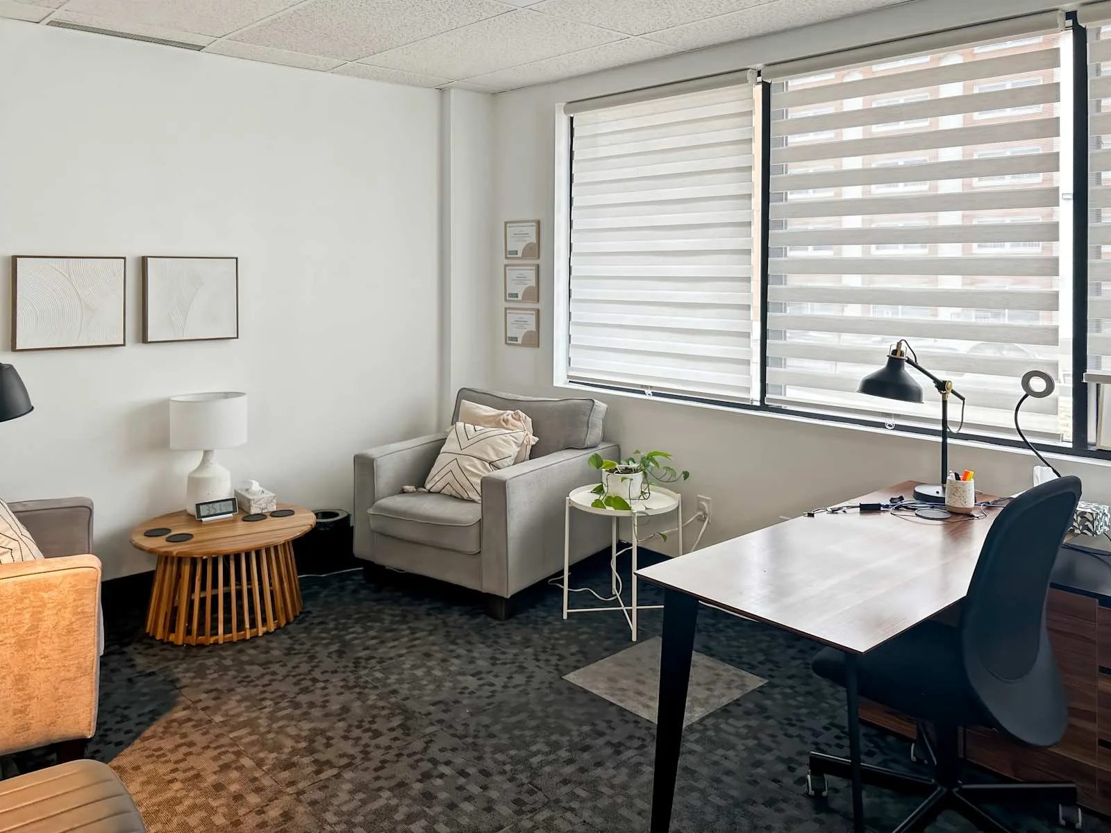 HQ QC, Ste-Foy - Ave Des Hotels, Private office, 1 desk, Ste-Foy, QC