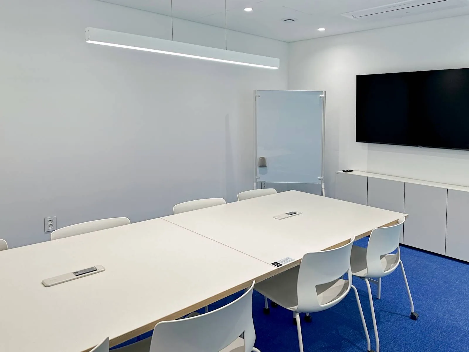 HQ Seoul, .wave, Meeting room for 8 people, Seoul