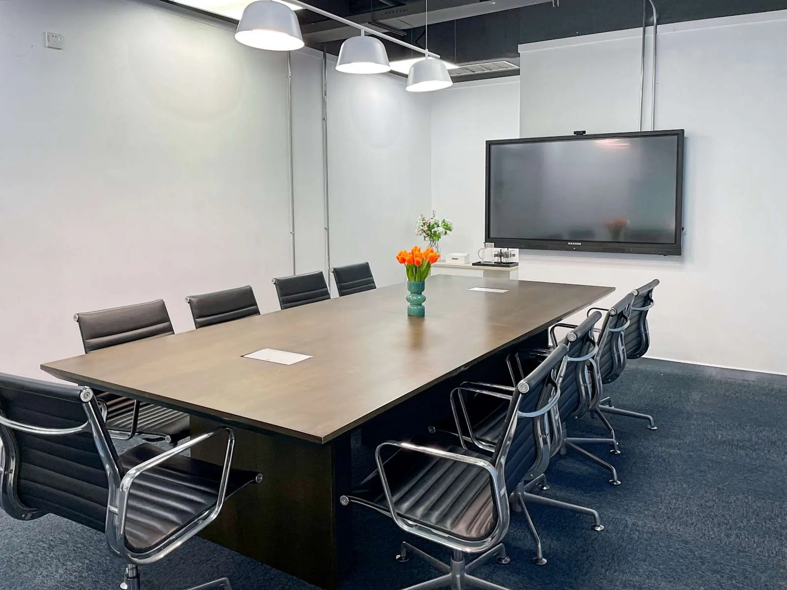 HQ Shanghai, CMEC Plaza, Meeting room for 10 people, Shanghai
