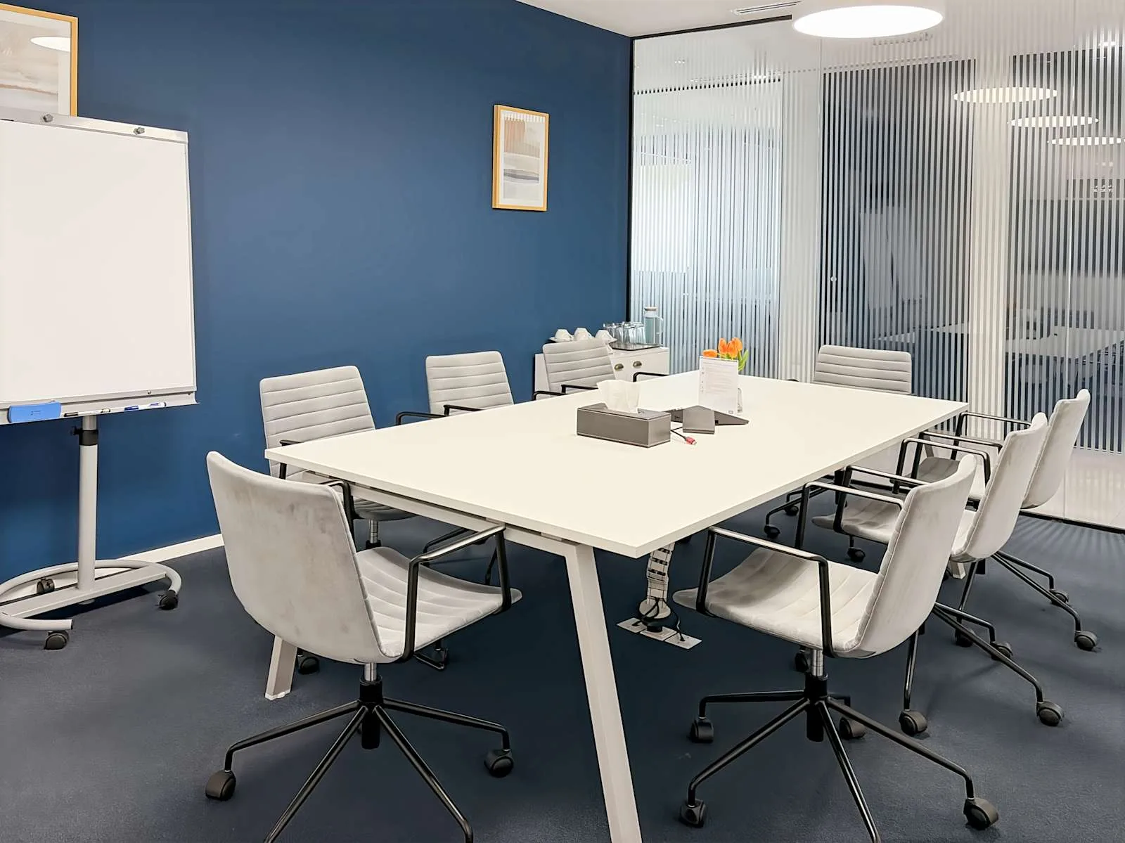 HQ Sheikh Rashid Tower, Meeting room for 8 people, Dubai