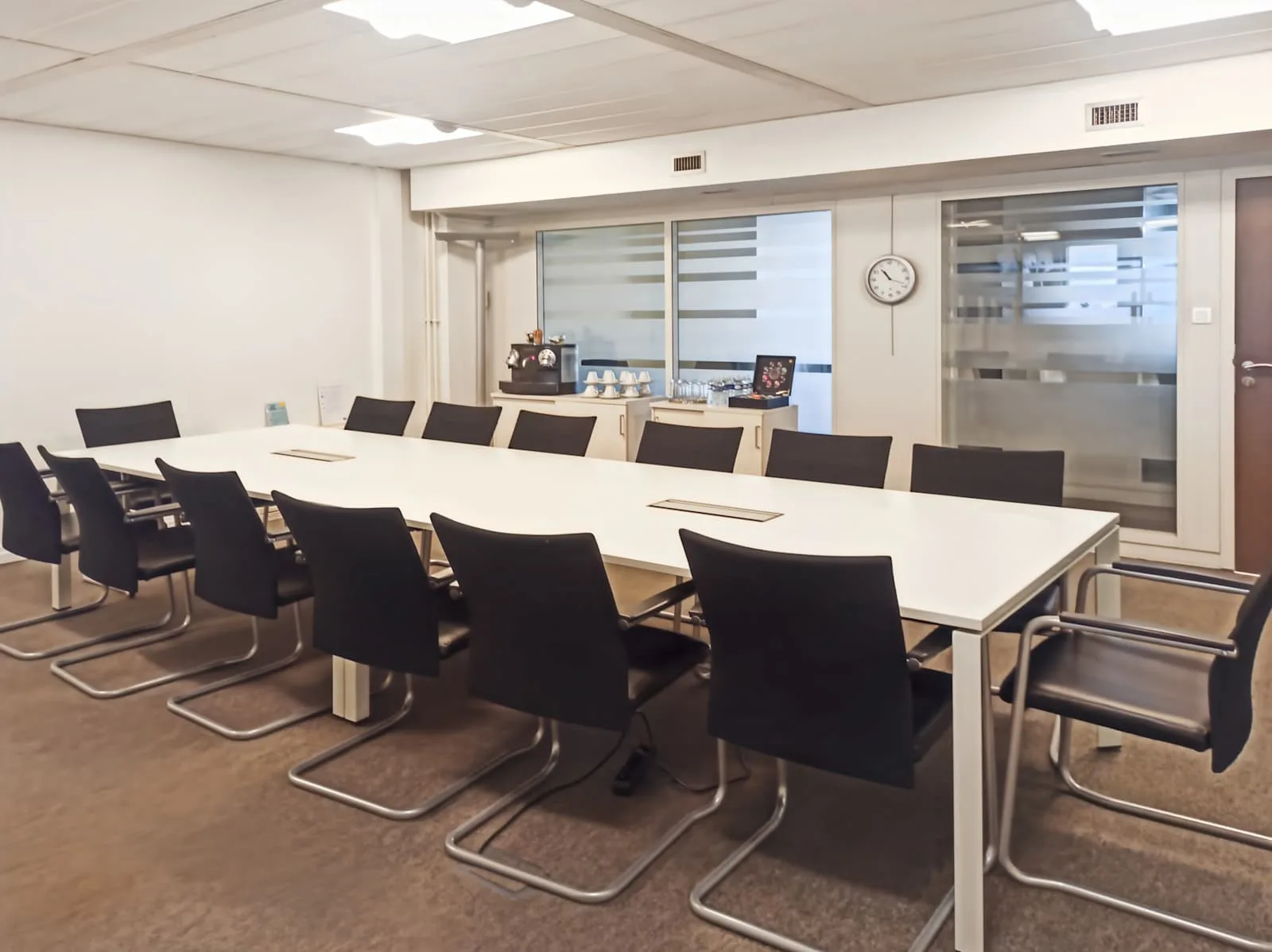HQ STRASBOURG, Tour Europe, Besprechungsraum für 16 Personen, Strasbourg