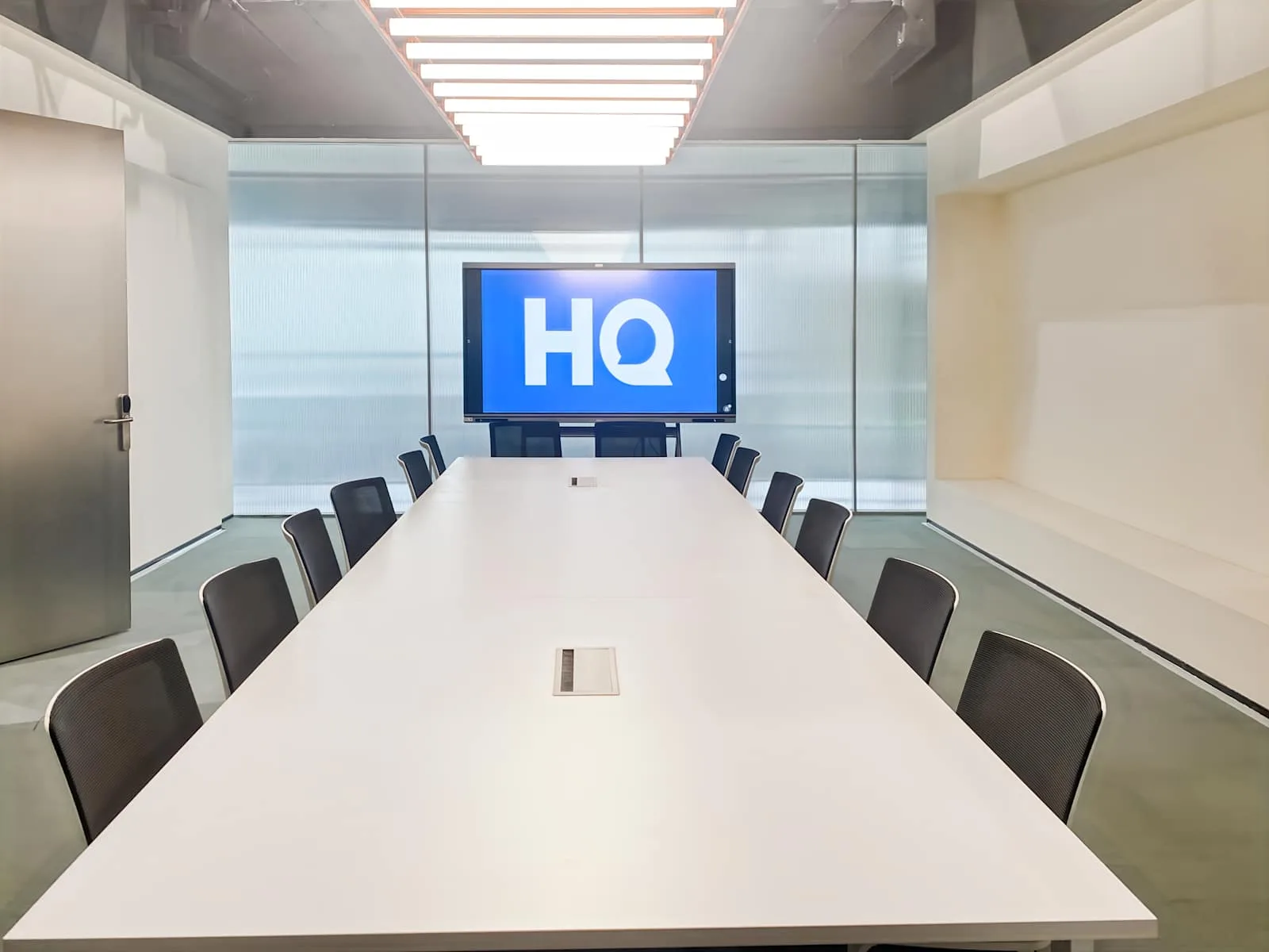 HQ Suzhou, Qihang Times Building, Meeting room for 14 people, Suzhou