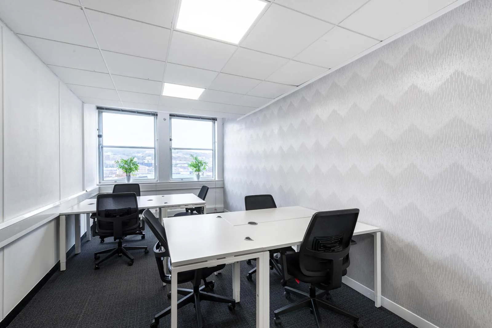 HQ SWANSEA, HQ Princess Way, Private office, 8 desks, Swansea