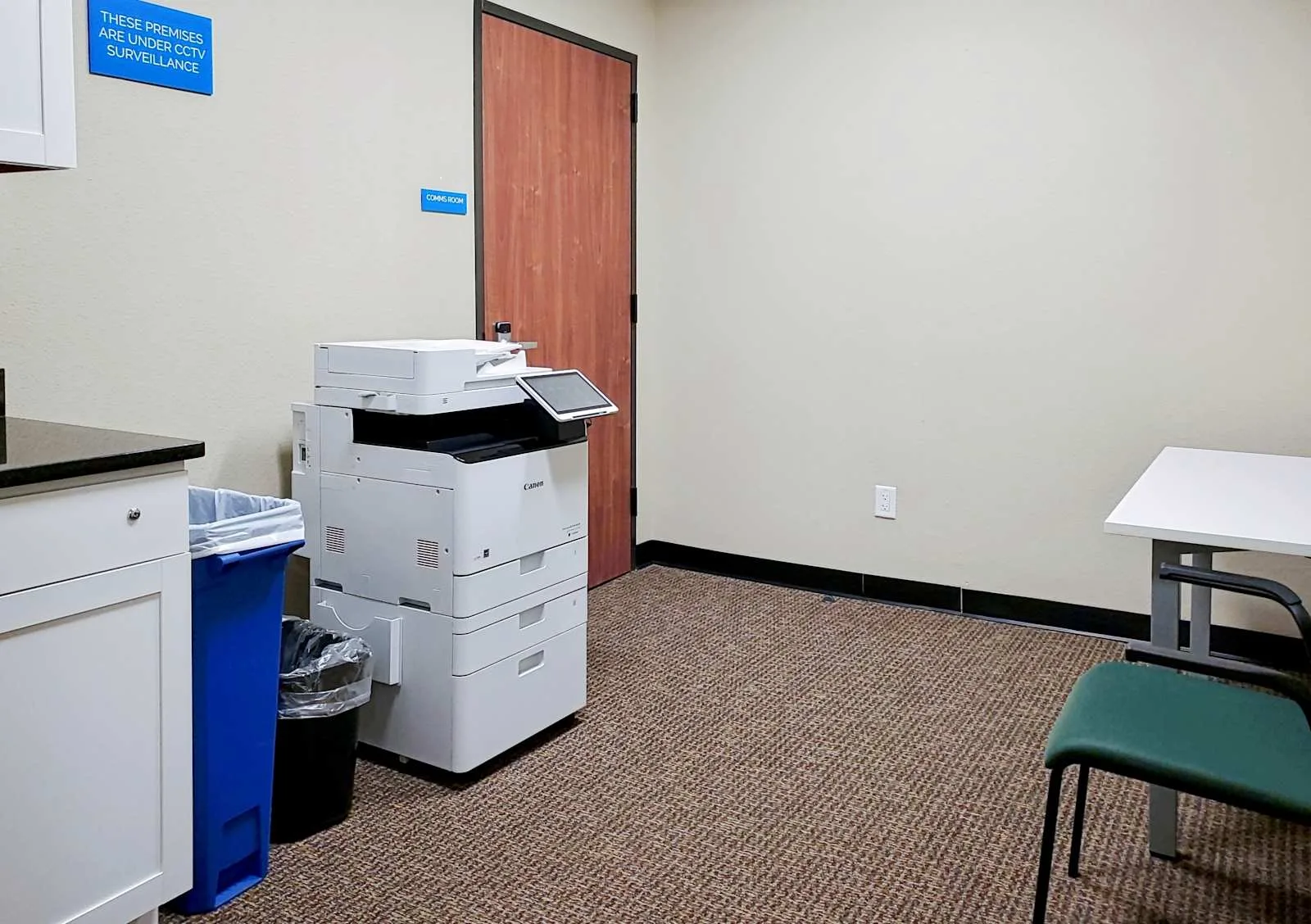 HQ TX, College Station - University Dr, College Station, TX, photo 4