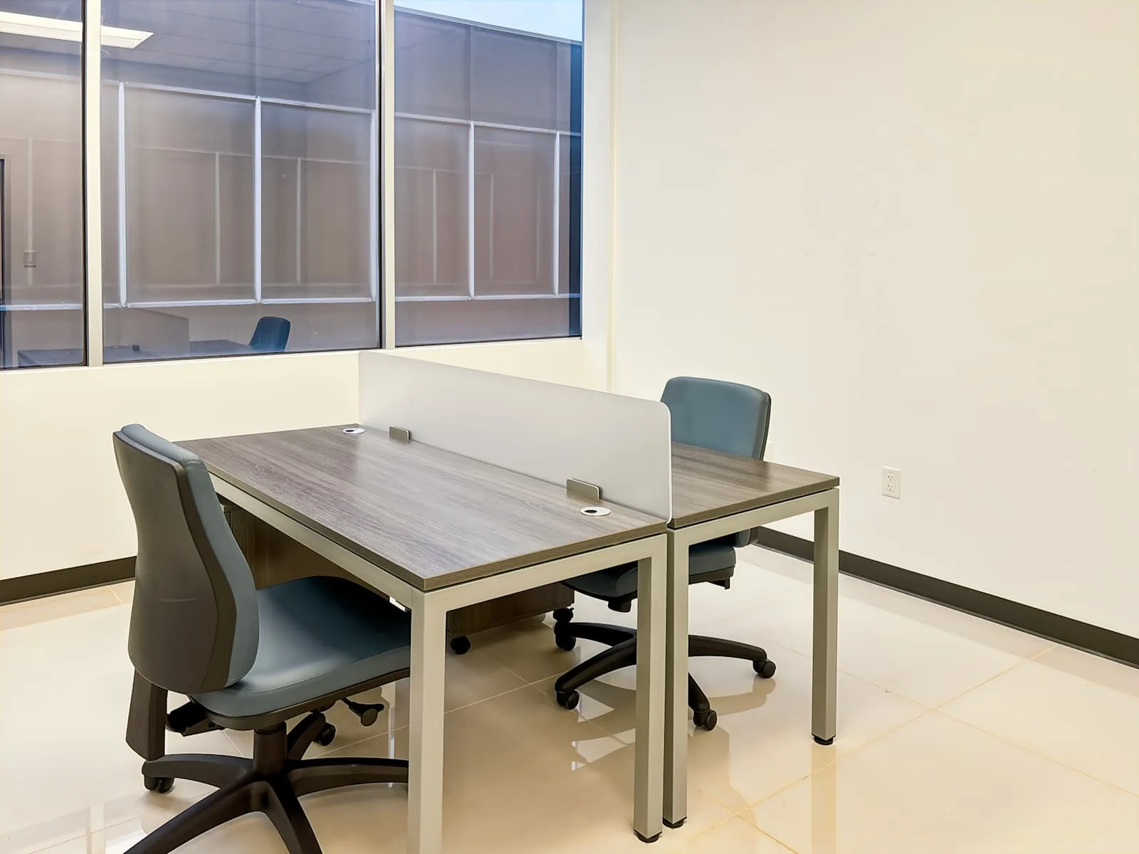 HQ TX, Houston - Sam Houston Pkwy, Private office, 2 desks, Houston, TX