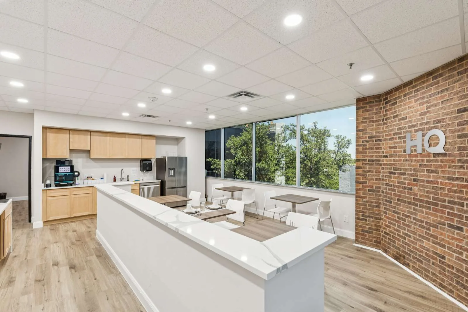 HQ TX, Irving - Belt Line Rd, Cafeteria, Irving, TX