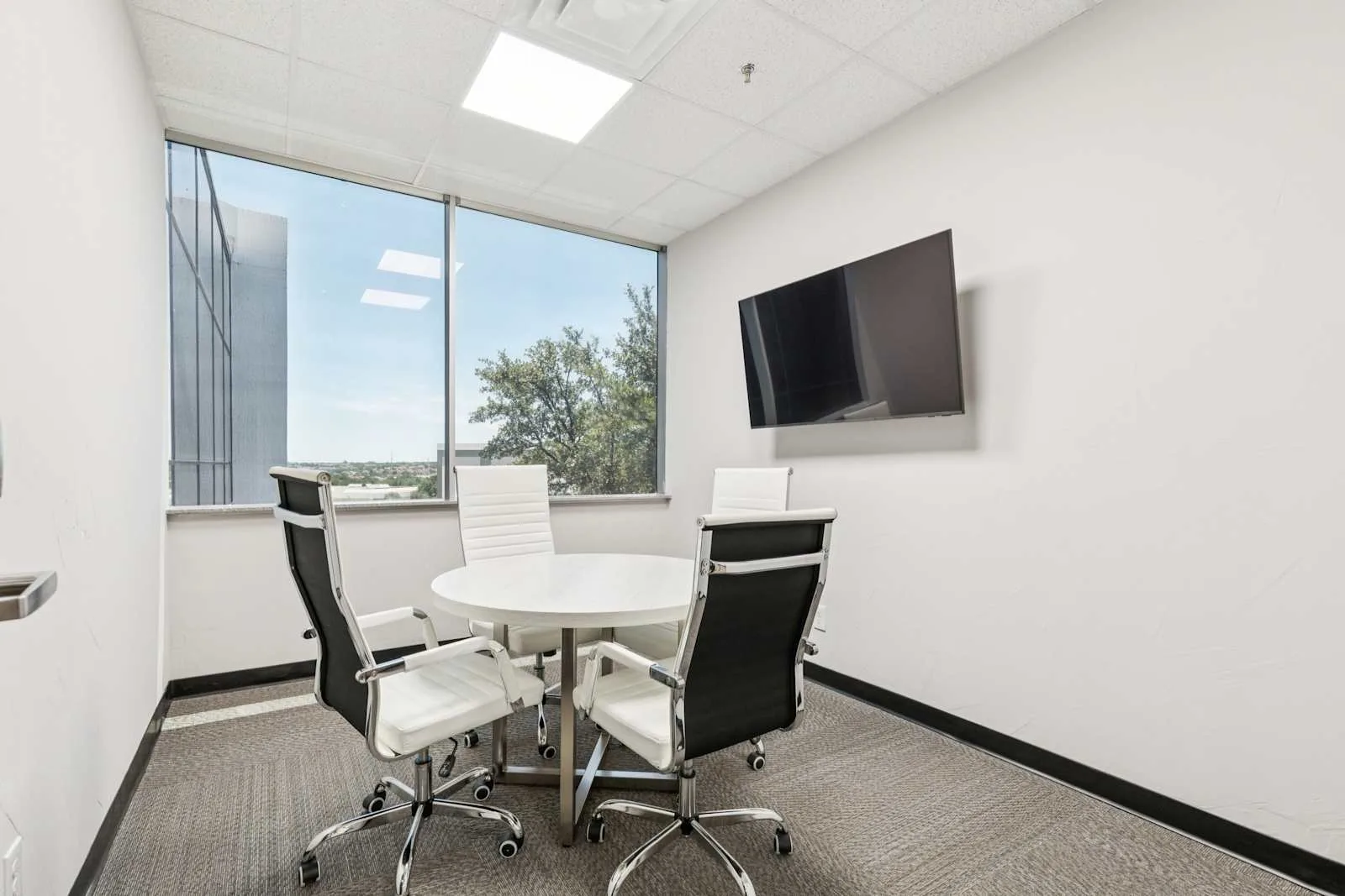 HQ TX, Irving - Belt Line Rd, Meeting room for 4 people, Irving, TX
