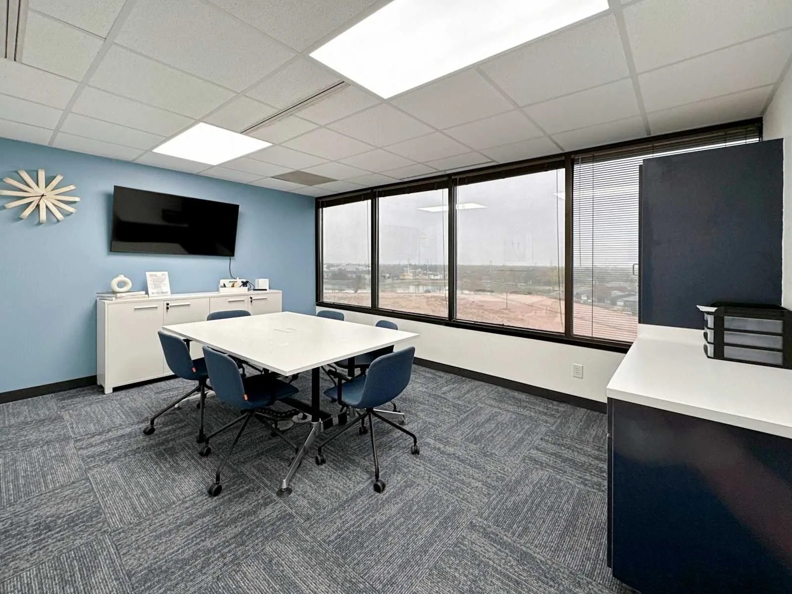 HQ TX, Lubbock - Pyramid Plaza, Meeting room for 6 people, Lubbock, TX