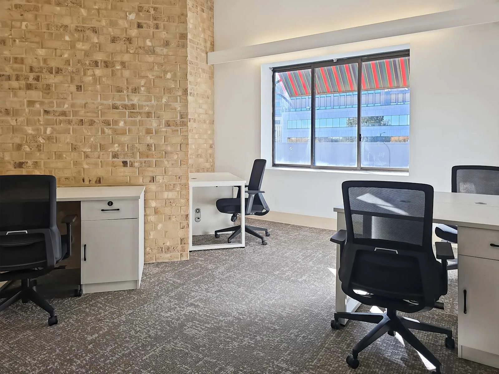 HQ TX, San Antonio - Soledad St, Private office, 4 desks, San Antonio, TX