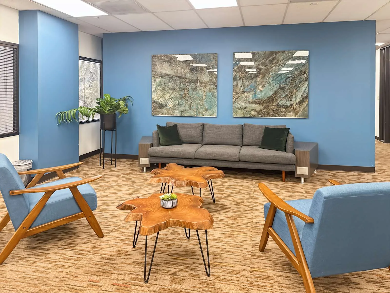 HQ TX, San Antonio - Tesoro Dr, Lounge, San Antonio, TX