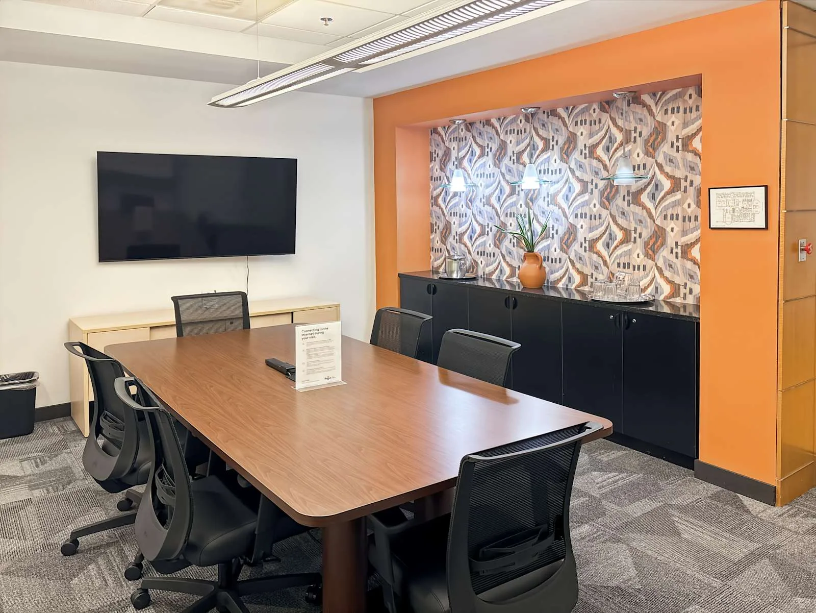 HQ VA, Ashburn - Ashburn Rd, Meeting room for 7 people, Ashburn, VA