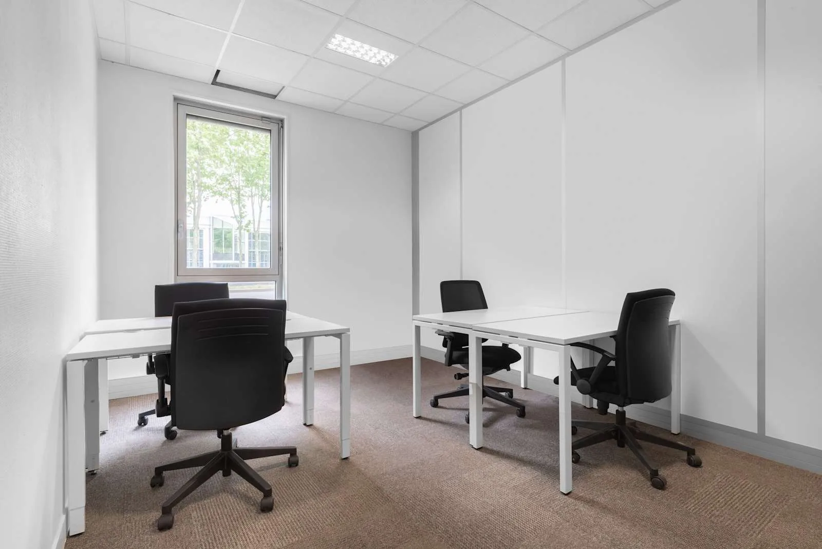 HQ VILLEPINTE, Parc des Expositions, Bureau privatif 4 postes, Villepinte