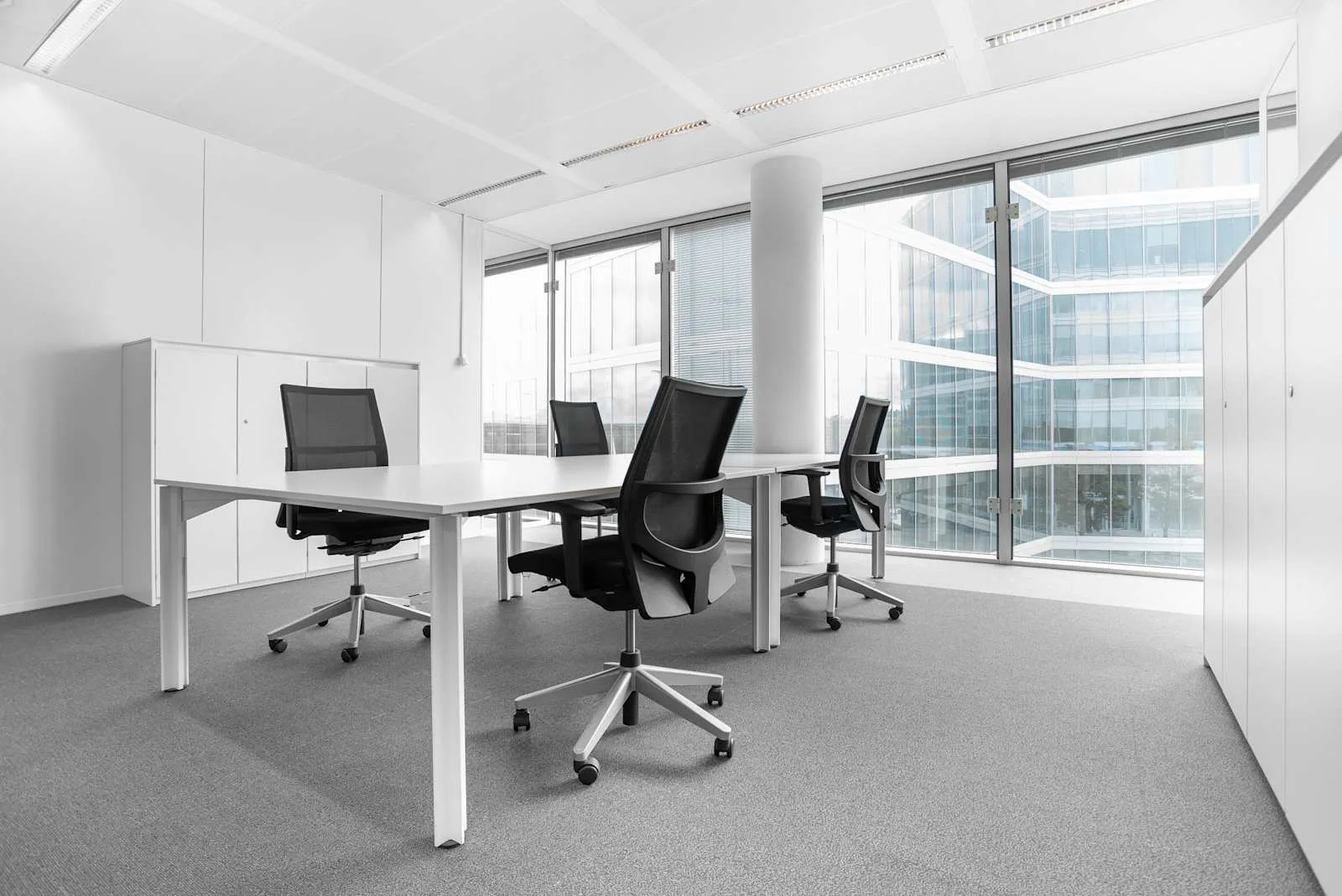 The Office Operators BRUSSEL, TOO Brussels Airport, Private office, 4 desks, Diegem