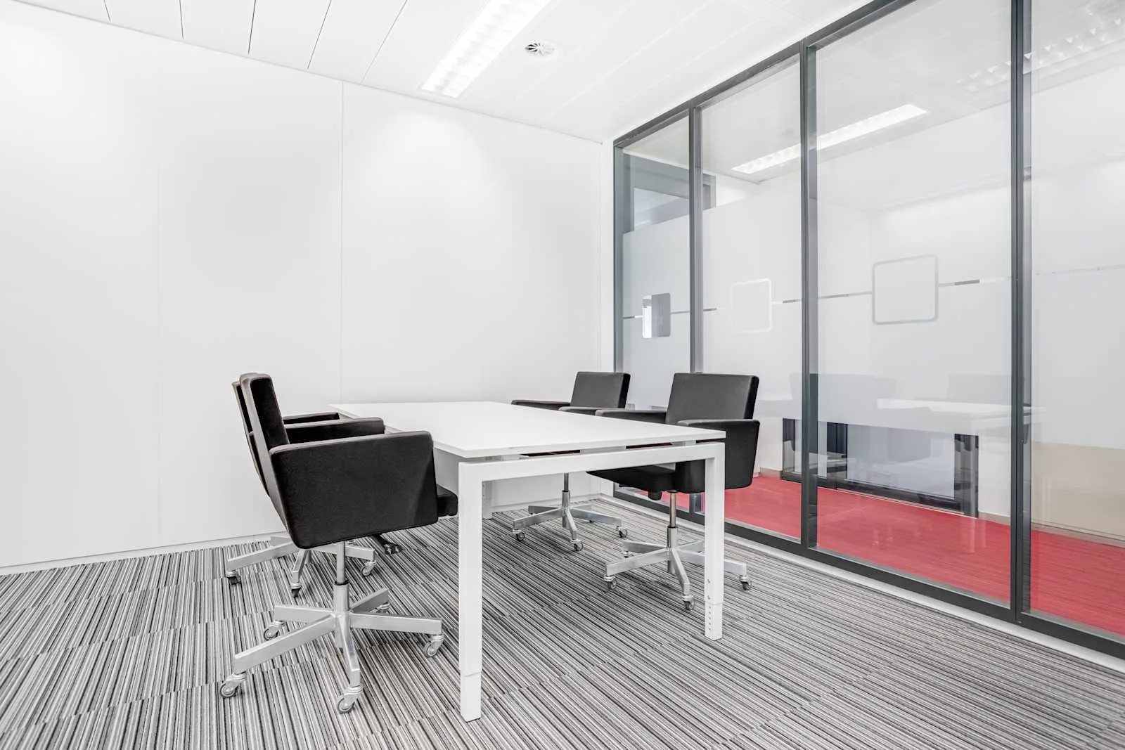 The Office Operators SCHIPHOL, TOO WTC Schiphol, Meeting room for 4 people, Schiphol