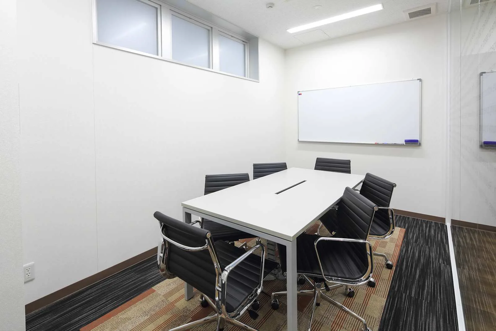 Open Office AICHI, Toyota (Open Office)、会議室（6名）、豊田市