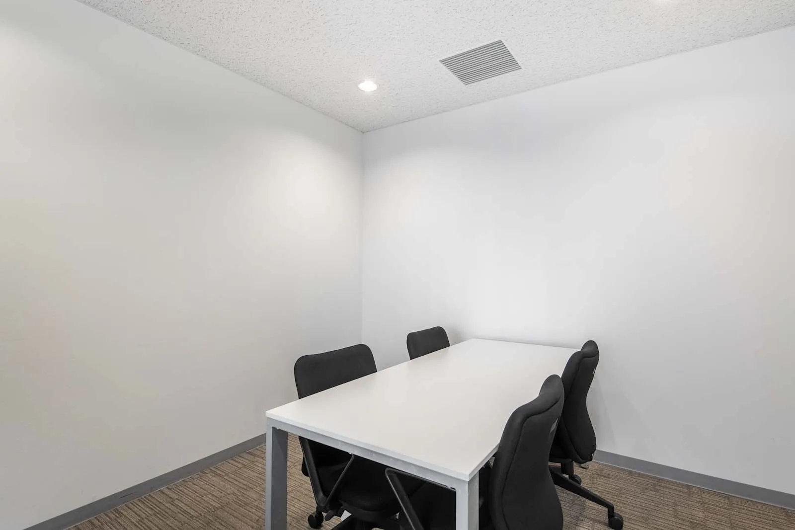 Open Office IBARAKI, Mito(Open Office)、会議室（4名）、Ibraki