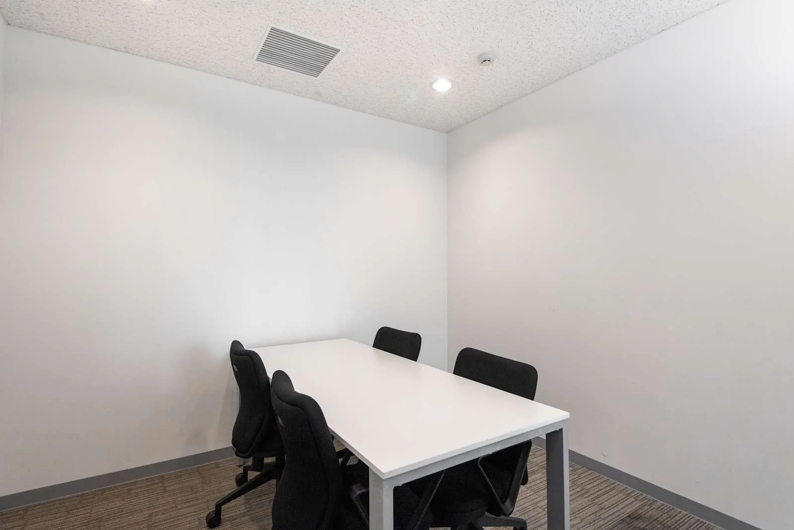 Open Office IBARAKI, Mito(Open Office)、会議室（4名）、Ibraki