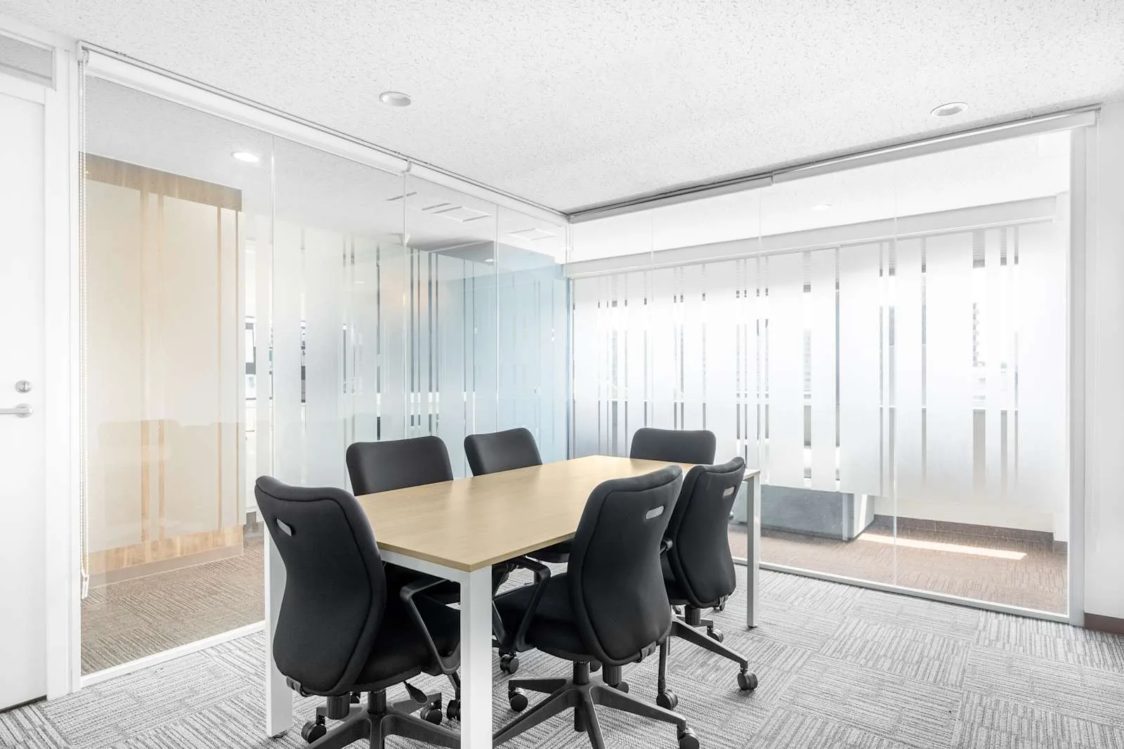 Open Office KUMAMOTO, Kumamoto Ginzadori (Open Office)、会議室（6名）、熊本