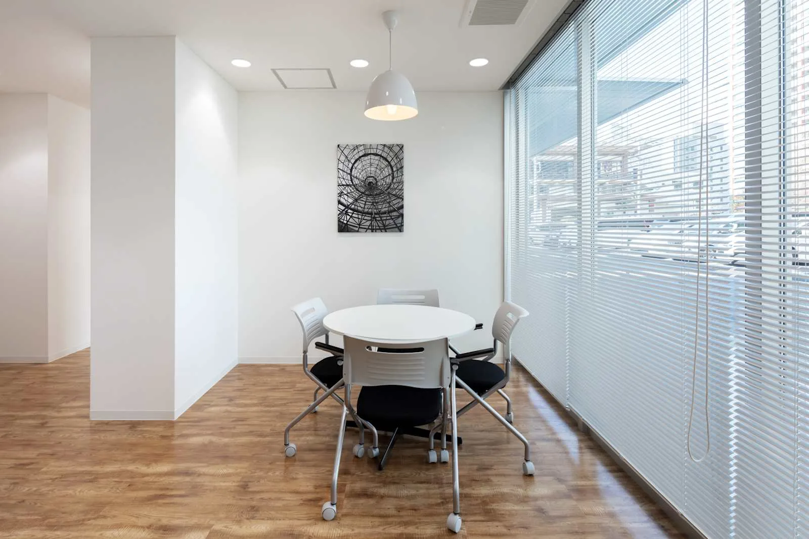 Open Office SAITAMA, OpenOffice, Omiya Eki Nishiguchi, Meeting room for 4 people, Saitama