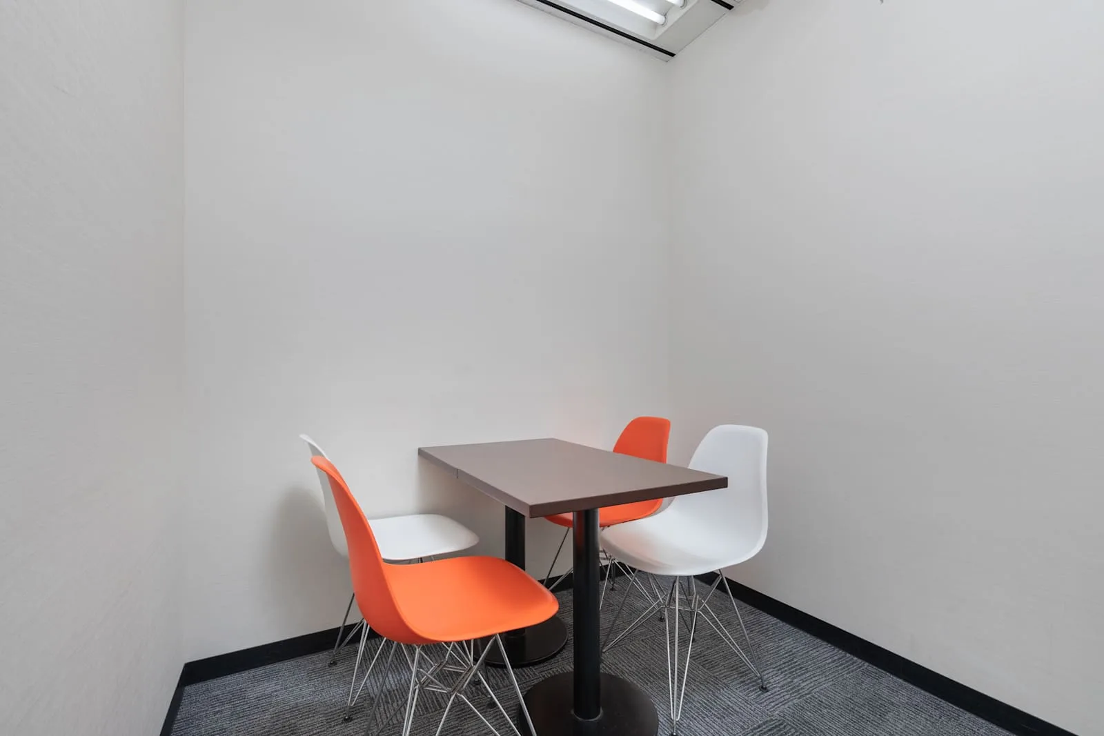 Open Office TOKYO, Akasaka Business Place (Open Office), Meeting room for 4 people, Tokyo