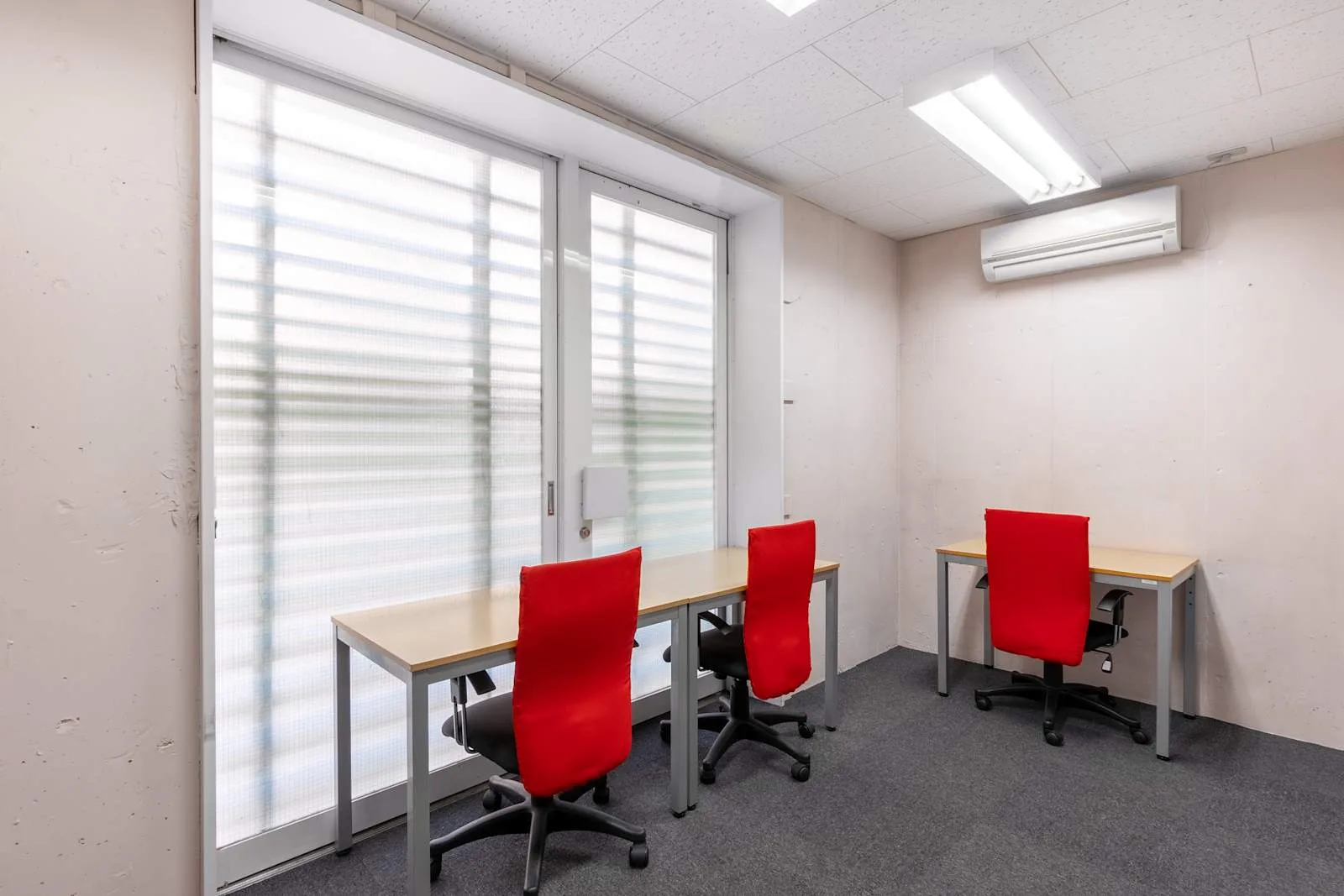 Open Office TOKYO, Azabujuban (Open Office), Private office, 3 desks, Tokyo