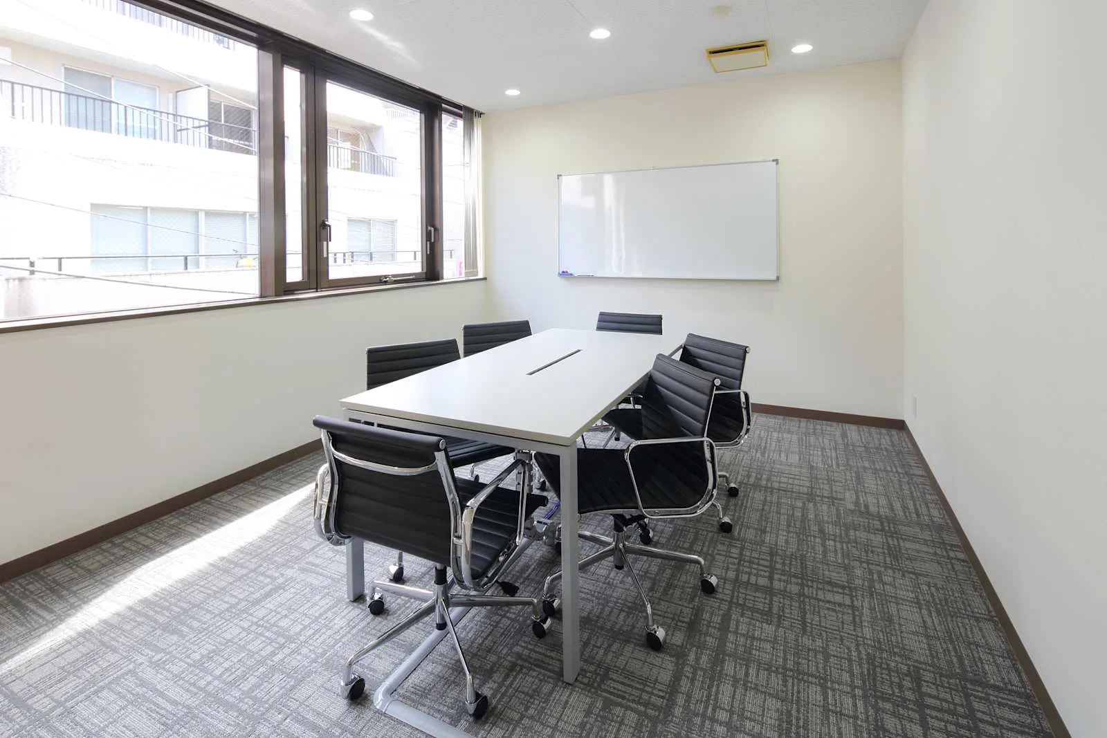 Open Office TOKYO, OpenOffice Nishi-Shinjuku Ekimae, Meeting room for 6 people, Tokyo