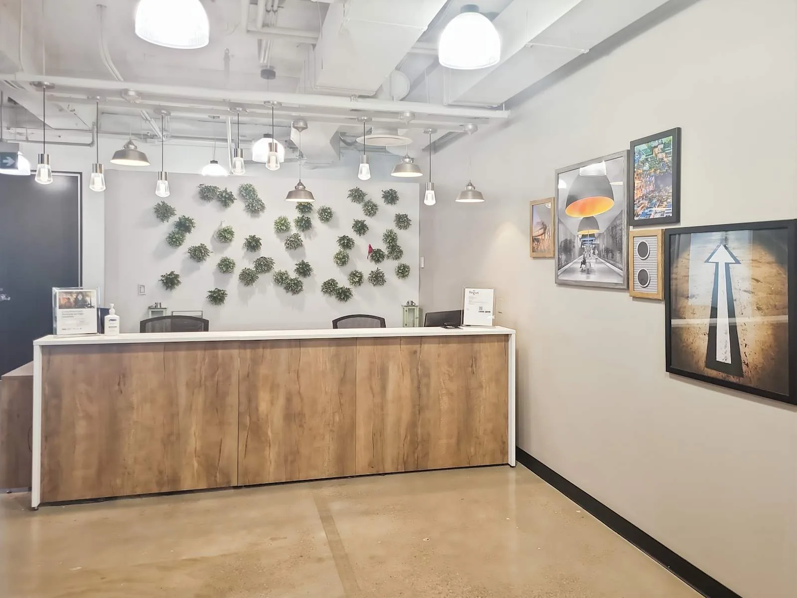 Regus AB, Calgary – Calgary Place, Reception, Calgary, AB