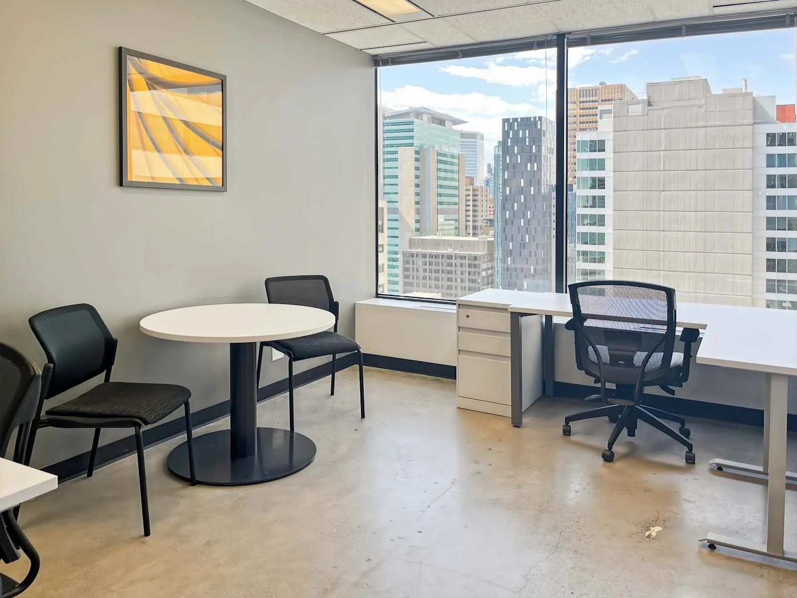 Regus AB, Calgary – Calgary Place, Private office, 2 desks, Calgary, AB