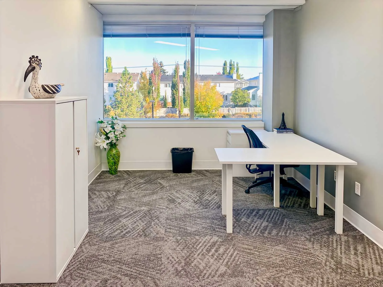 Regus AB, Calgary – Quarry Park, Private office, 1 desk, Calgary, AB