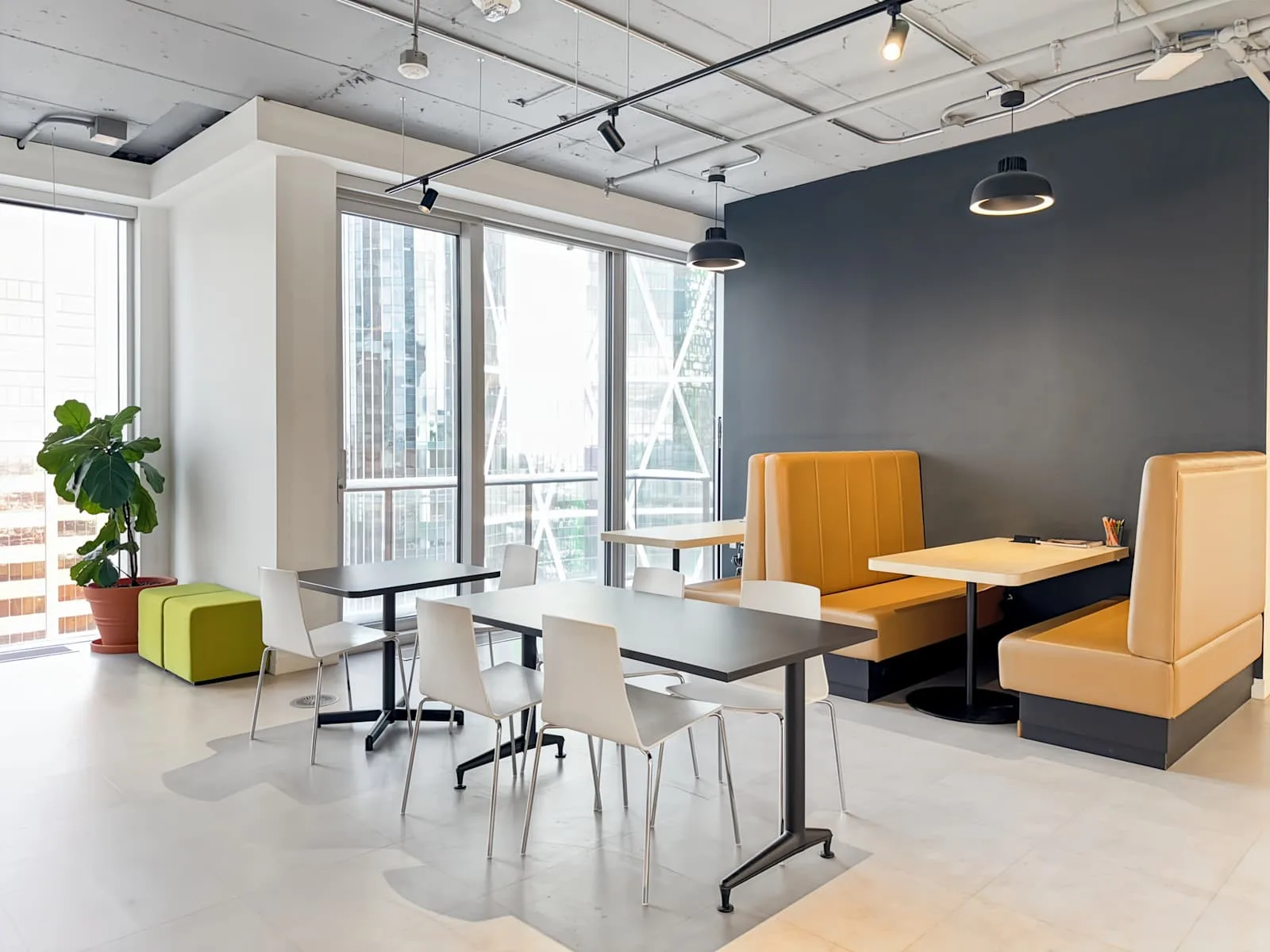 Regus AB, Calgary - Telus Sky, Cafeteria, Calgary, AB