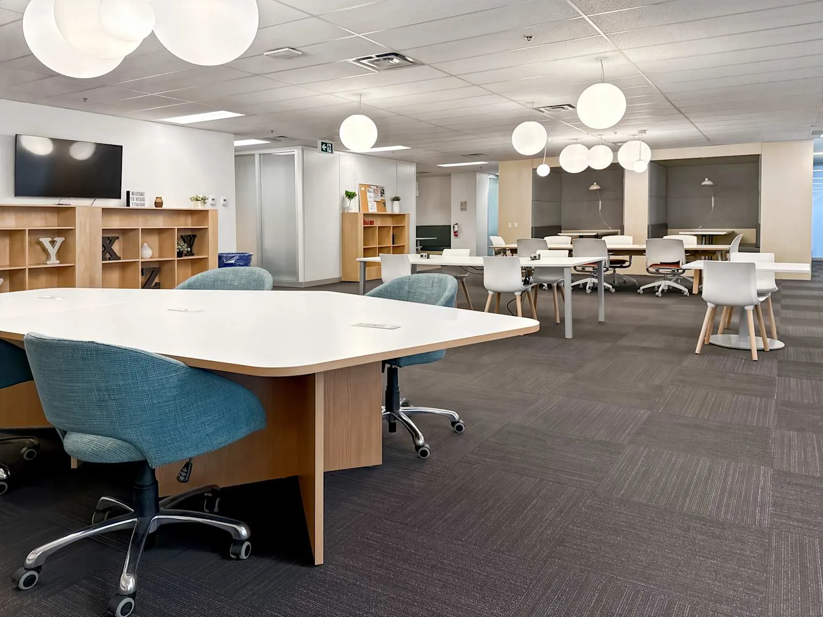 Regus AB, Calgary - Westmount, Coworking space, Calgary, AB
