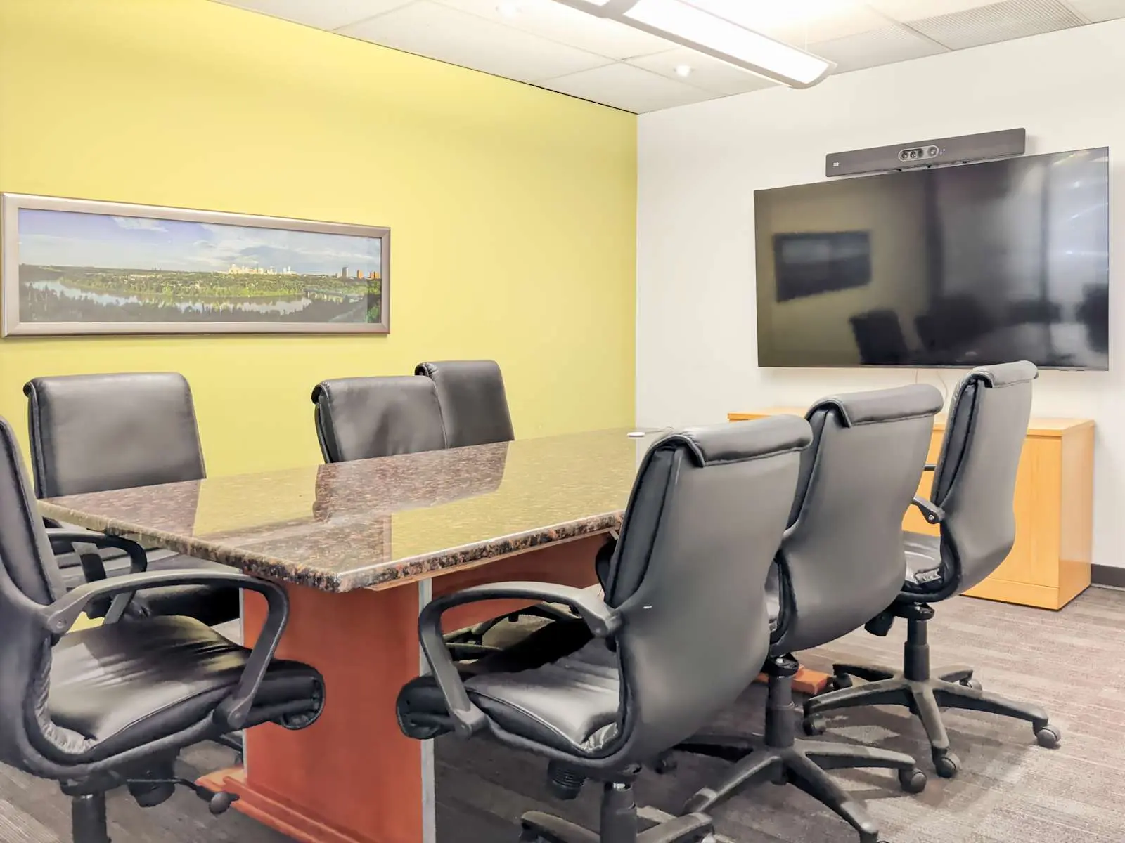 Regus AB, Edmonton - Stony Plain Road, Meeting room for 6 people, Edmonton, AB