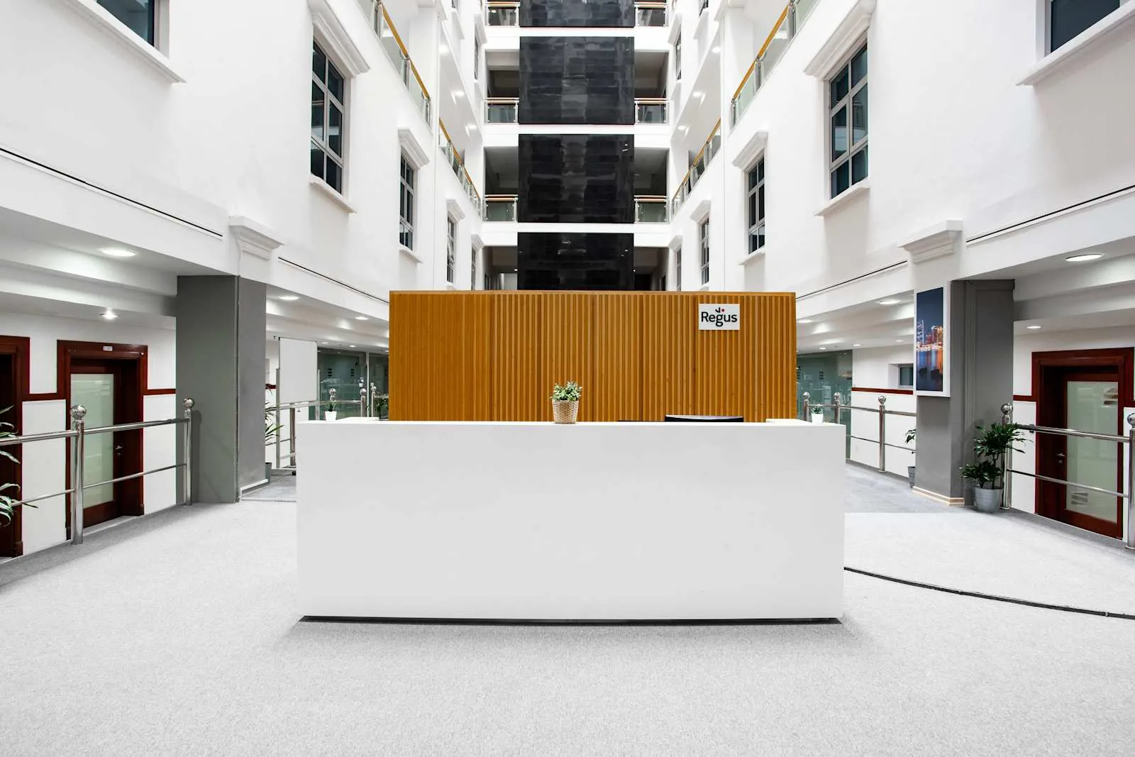 Regus ABU DHABI, Al Bateen C6, Reception, Abu Dhabi