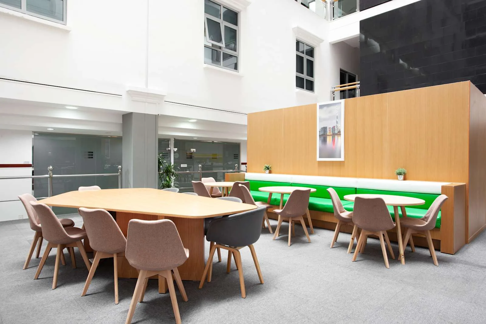 Regus ABU DHABI, Al Bateen C6, Coworking space, Abu Dhabi