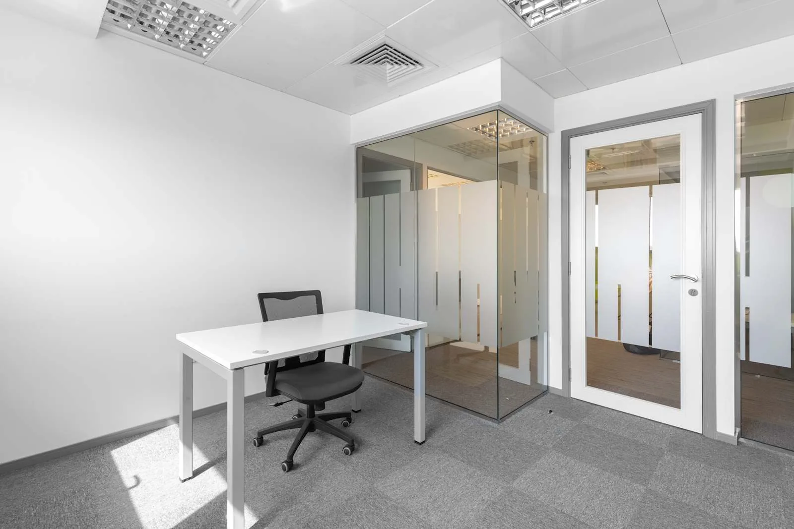 Regus ABU DHABI, B1 Mussafah, Despacho privado con 1 puesto, Abu Dhabi