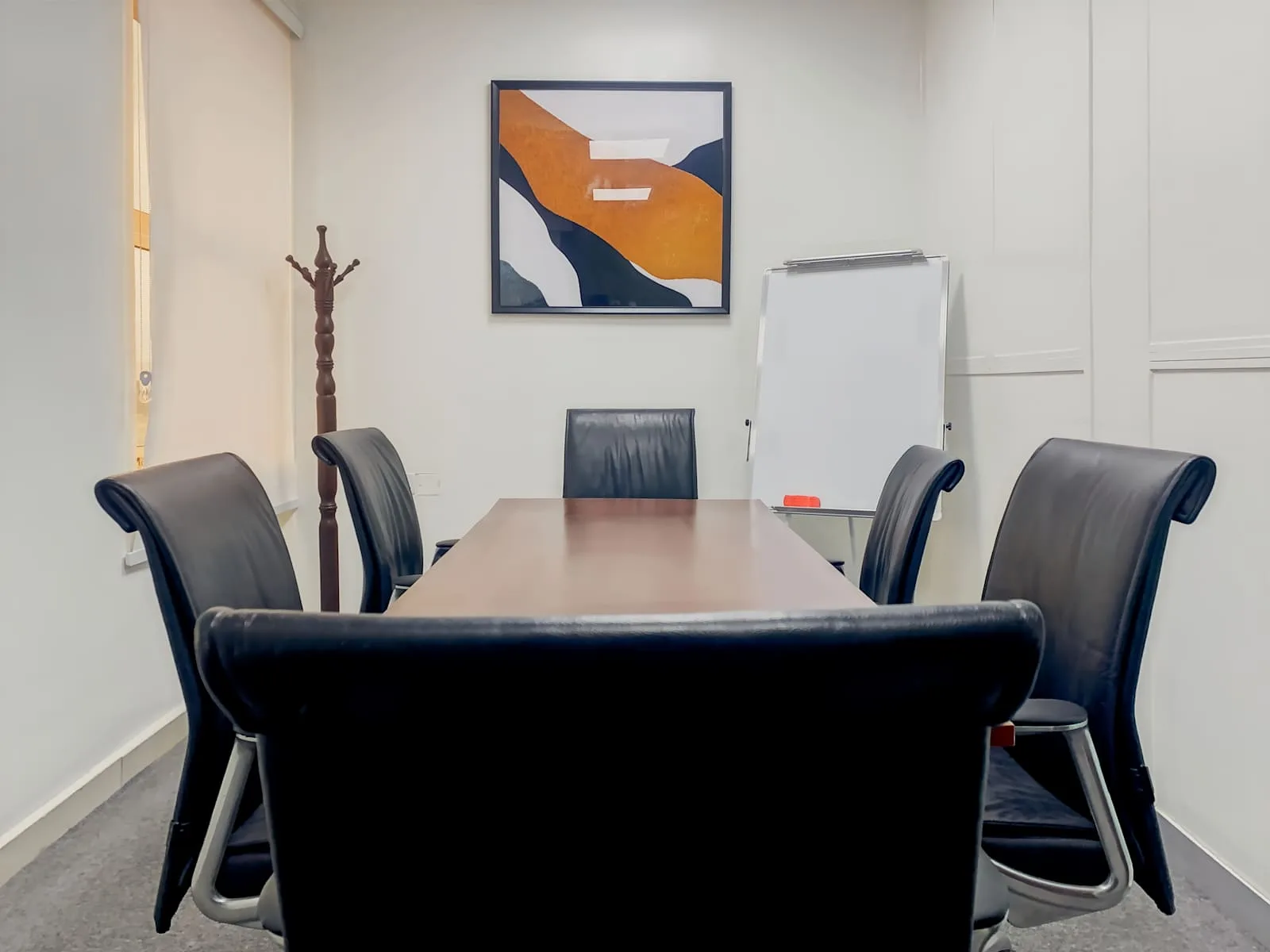Regus Abuja, Murjanatu House, Meeting room for 6 people, Abuja