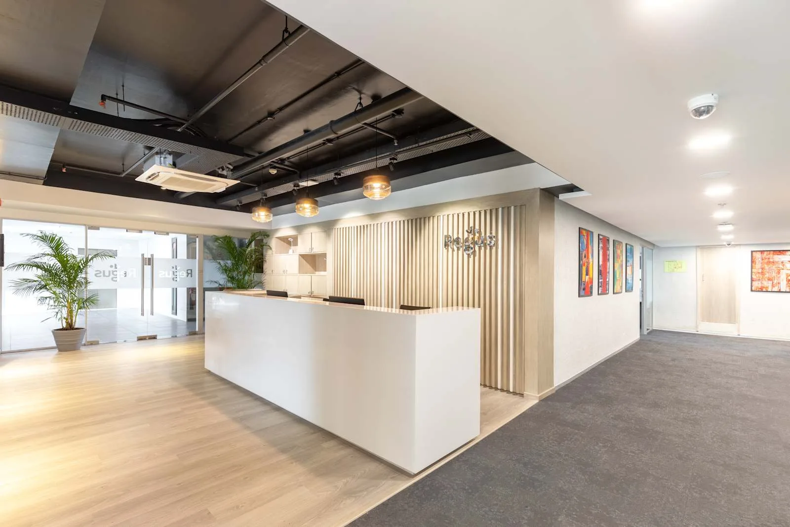 Regus AHMEDABAD, Privilon SG Highway, स्वागत कक्ष, अहमदाबाद