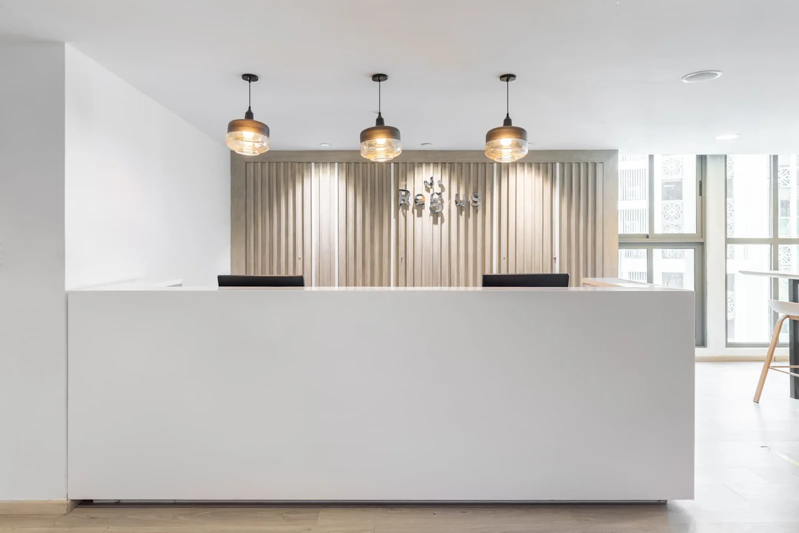Regus AHMEDABAD, Ratnakar 9 Square, स्वागत कक्ष, अहमदाबाद