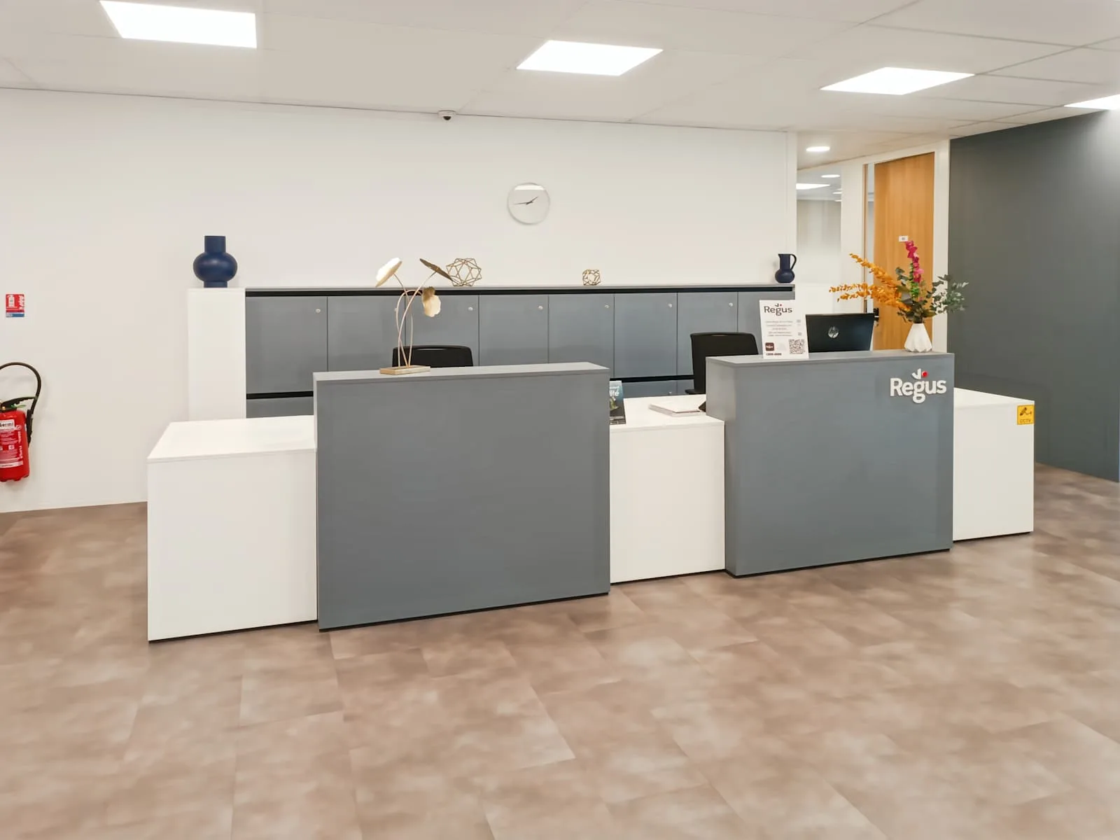 Regus Aix-en-Provence Regus Aix Les Milles, Reception, Aix-en-Provence