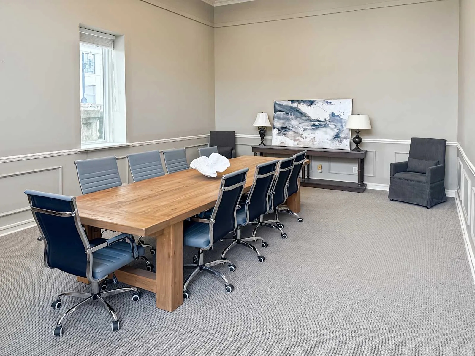 Regus AL, Birmingham - 1st Ave N, Meeting room for 8 people, Birmingham, AL